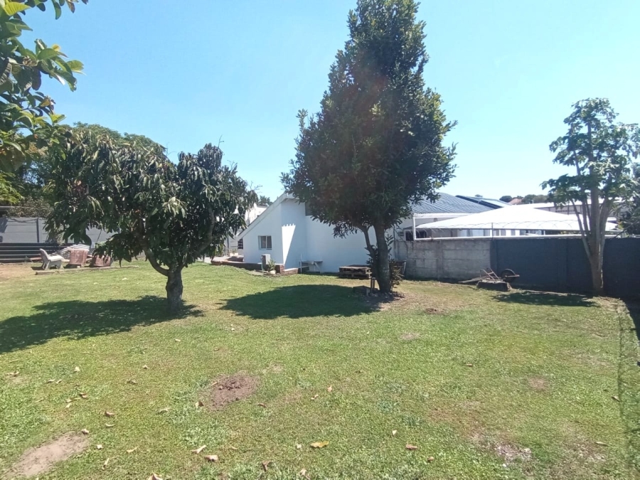 5 Bedroom Property for Sale in Berea Eastern Cape